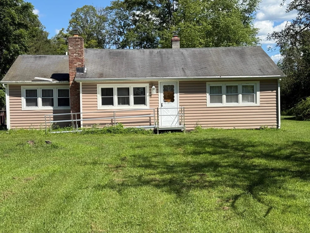 Unit for sale at 255-257 Mill rd. Mill, Rhinebeck, NY 12572