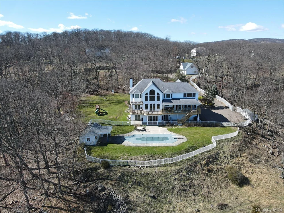 Unit for sale at 10 Soluri Lane, Stony Point, NY 10986