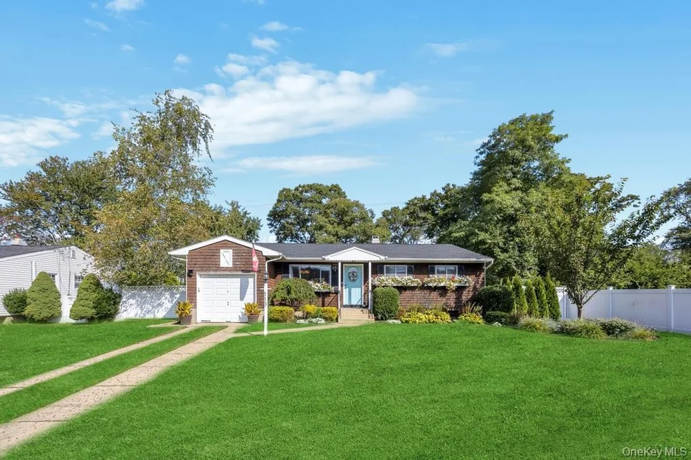 Unit for sale at 113 Ithaca Street, Islip, NY 11706