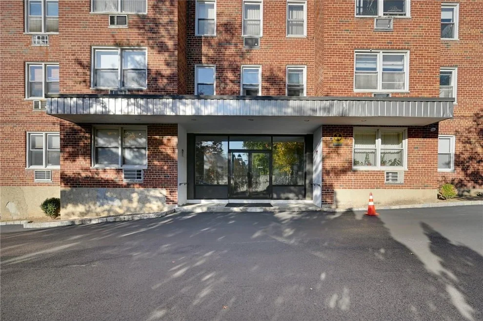 Unit for sale at 510 Midland Avenue, Yonkers, NY 10704