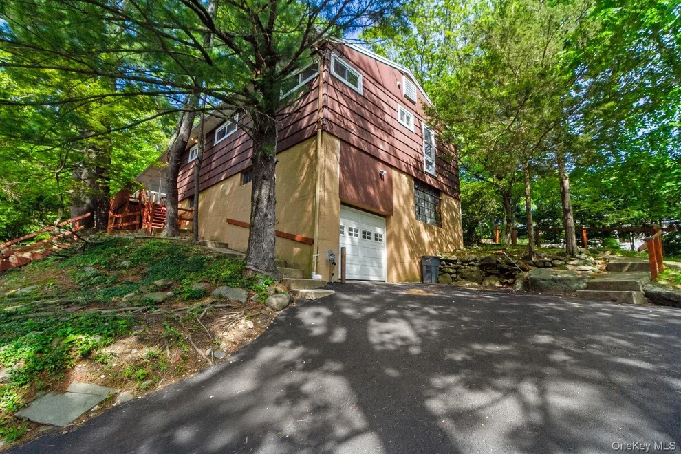 Unit for sale at 29 Western Drive, Greenburgh, NY 10502