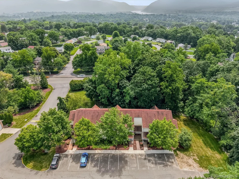 Unit for sale at 309 Gazebo Court, New Windsor, NY 12553