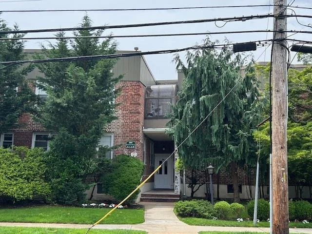 Unit for sale at 257 Cedarhurst Avenue, Hempstead, NY 11516