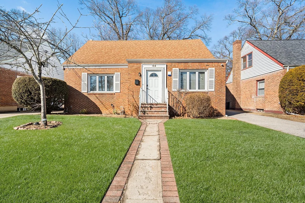 Unit for sale at 44 Mount Joy Avenue, Hempstead, NY 11520