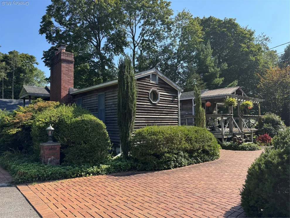 Unit for sale at 104 Cuba Hill Road, Huntington, NY 11740