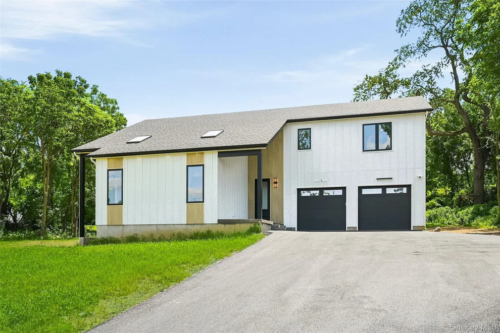 Unit for sale at 3 Warwick Isle Boulevard, Warwick (Town), NY 10969