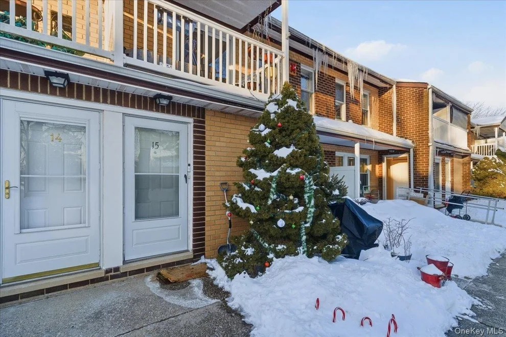 Unit for sale at 15 Artist Lake Drive, Brookhaven, NY 11953
