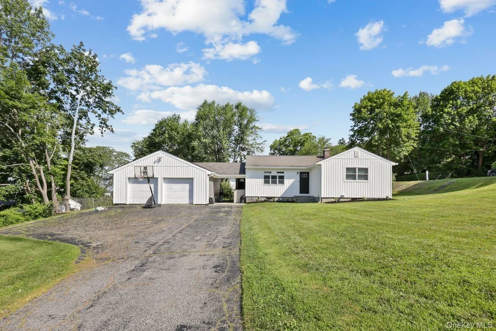 Unit for sale at 4 Wilson Road, Southeast, NY 10509