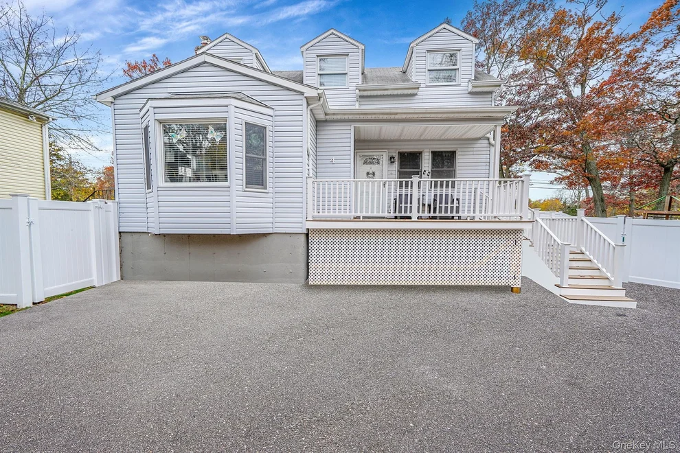 Unit for sale at 4 Willow Road, Brookhaven, NY 11778