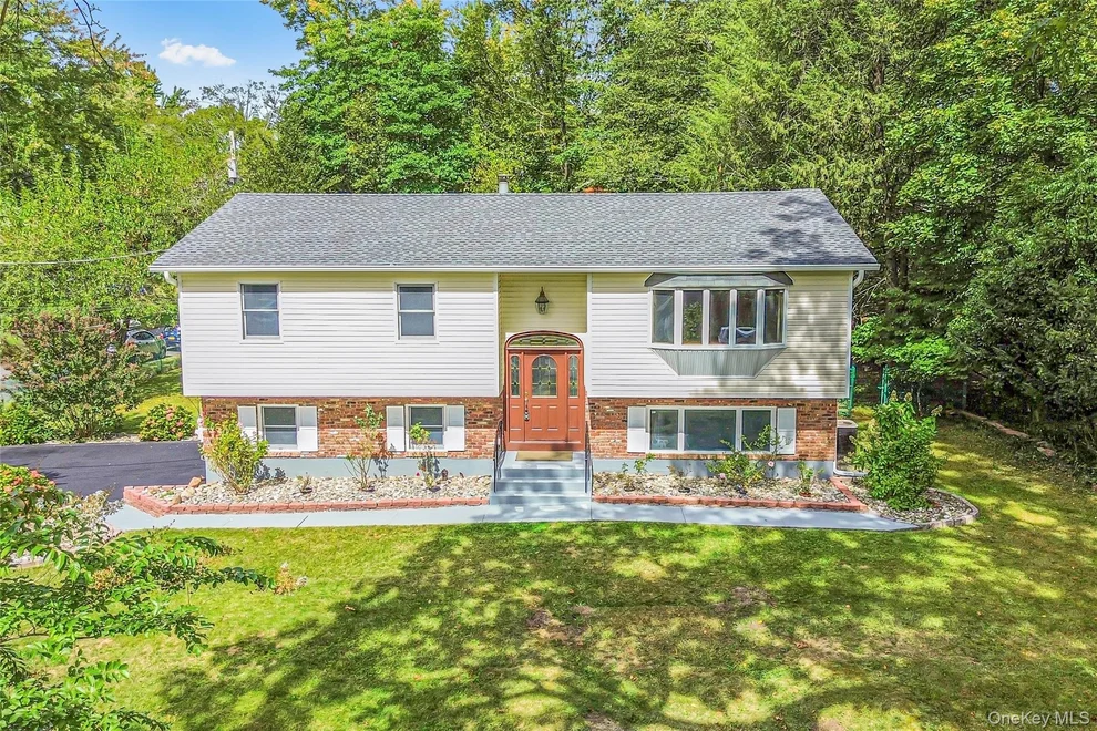 Unit for sale at 11 Central Avenue, Clarkstown, NY 10956
