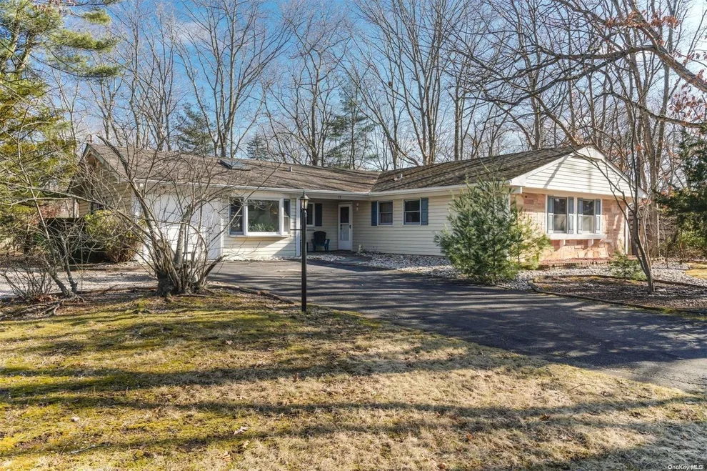 Unit for sale at 17 Blackwell Lane, Brookhaven, NY 11790