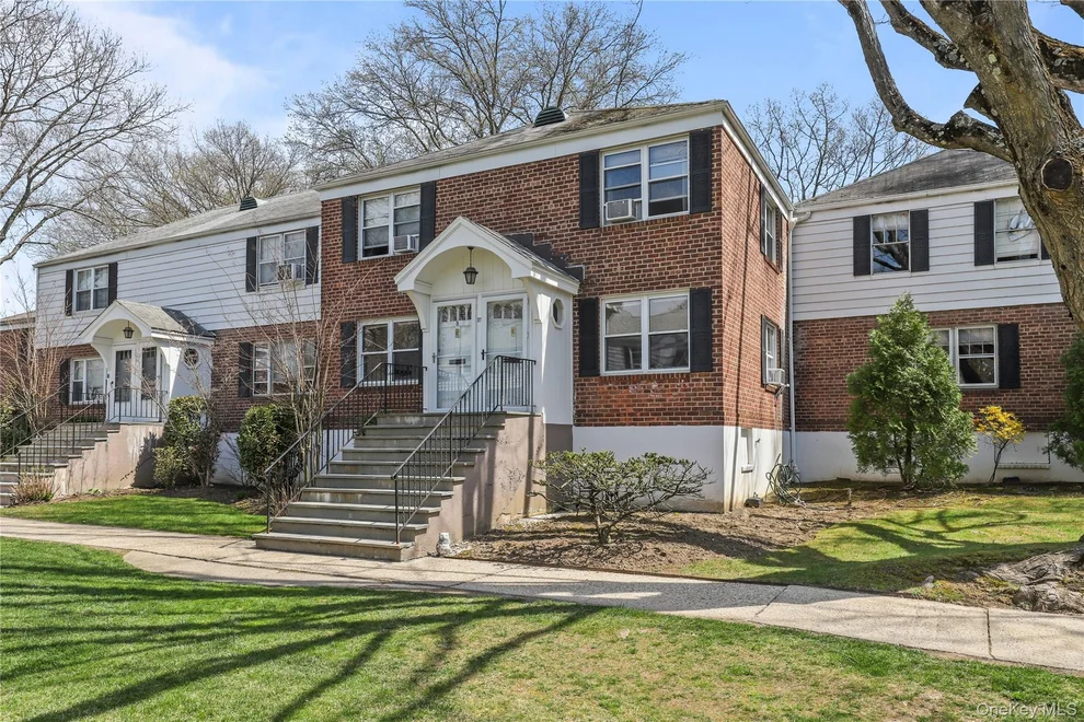 Unit for sale at 2 Peck Avenue, Rye City, NY 10580