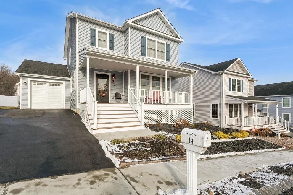 Unit for sale at 14 Benjamin Drive, Lloyd, NY 12528