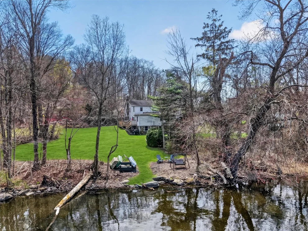 Unit for sale at 8-10 Towners Road, Kent, NY 10512