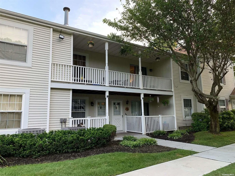 Unit for sale at 301 Fairview Circle, Brookhaven, NY 11953