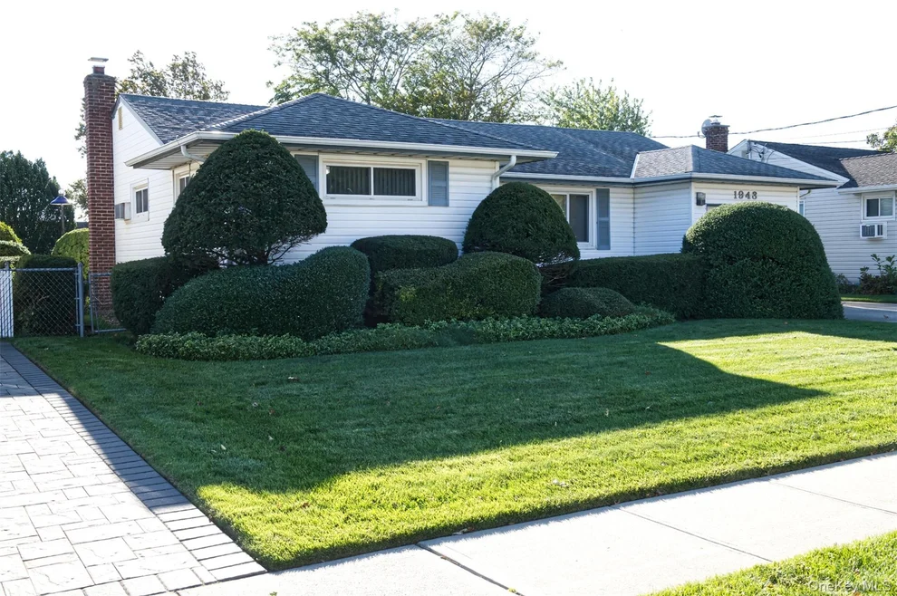 Unit for sale at 1943 Cole Drive, Hempstead, NY 11554