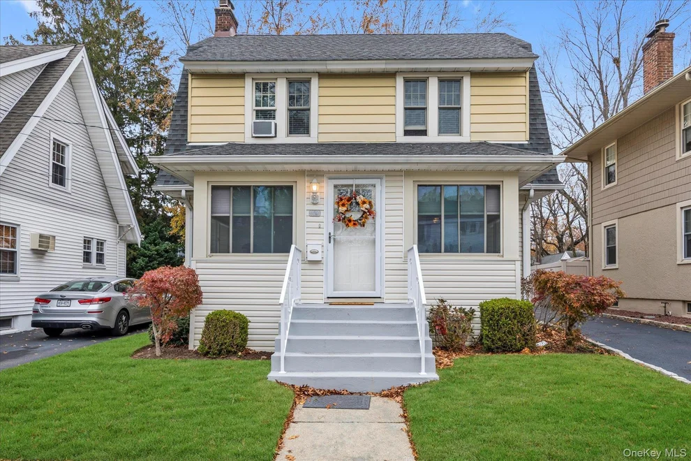 Unit for sale at 100 Nassau Avenue, Hempstead, NY 11565