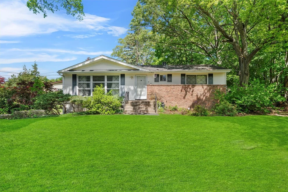 Unit for sale at 1 Elyise Road, Ramapo, NY 10952