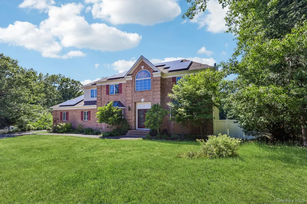 Unit for sale at 4 Penn Court, Brookhaven, NY 11733