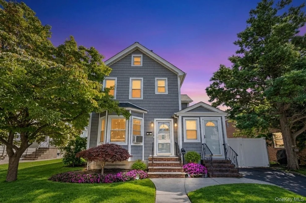 Unit for sale at 63 S Franklin Avenue, Hempstead, NY 11580