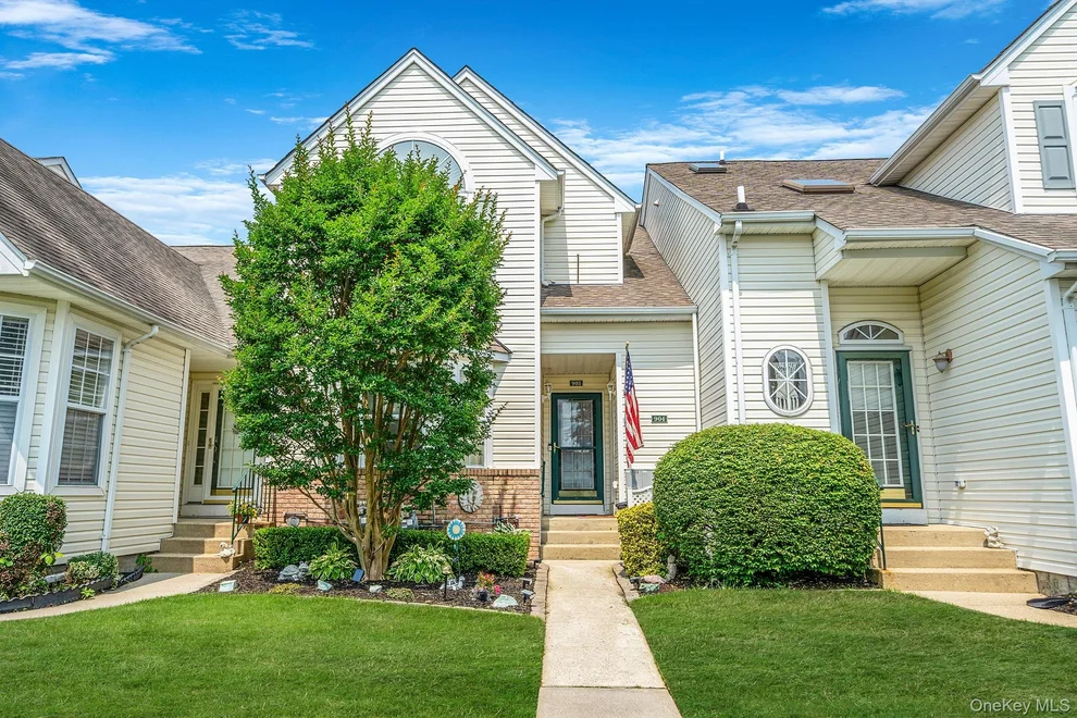 Unit for sale at 903 Constance Lane, Brookhaven, NY 11776