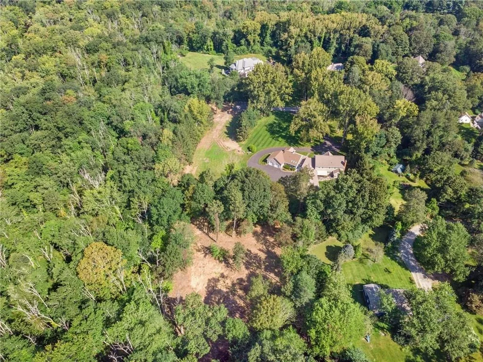 Unit for sale at 9 Lyons Farm Court, Southeast, NY 10509