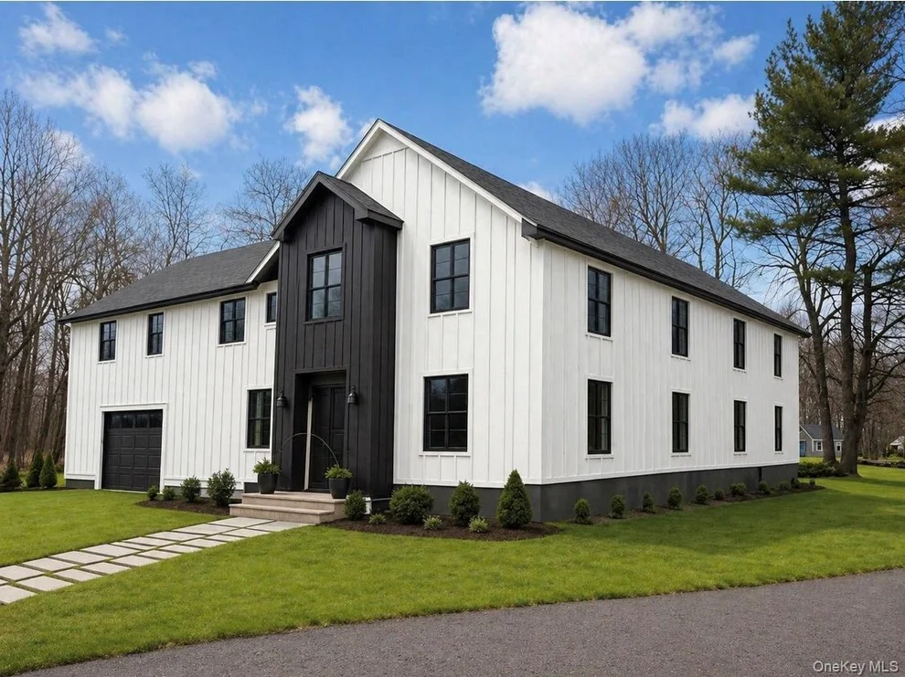 Unit for sale at 63 Cricchio Drive, Marlboro, NY 12542