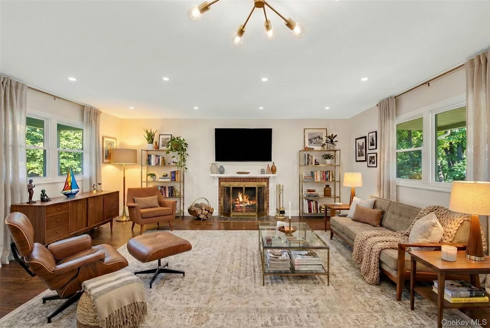Unit for sale at 7 Dunn Lane, Ossining, NY 10510
