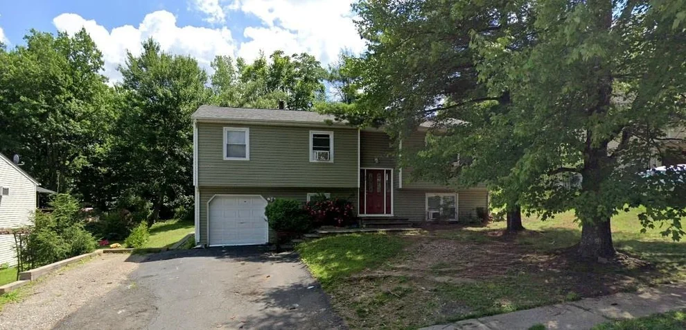 Unit for sale at 62 Spring Brook Road, Clarkstown, NY 10954