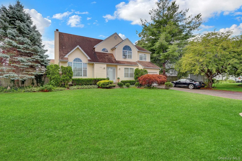Unit for sale at 1453 7th Street, West Babylon, NY 11704