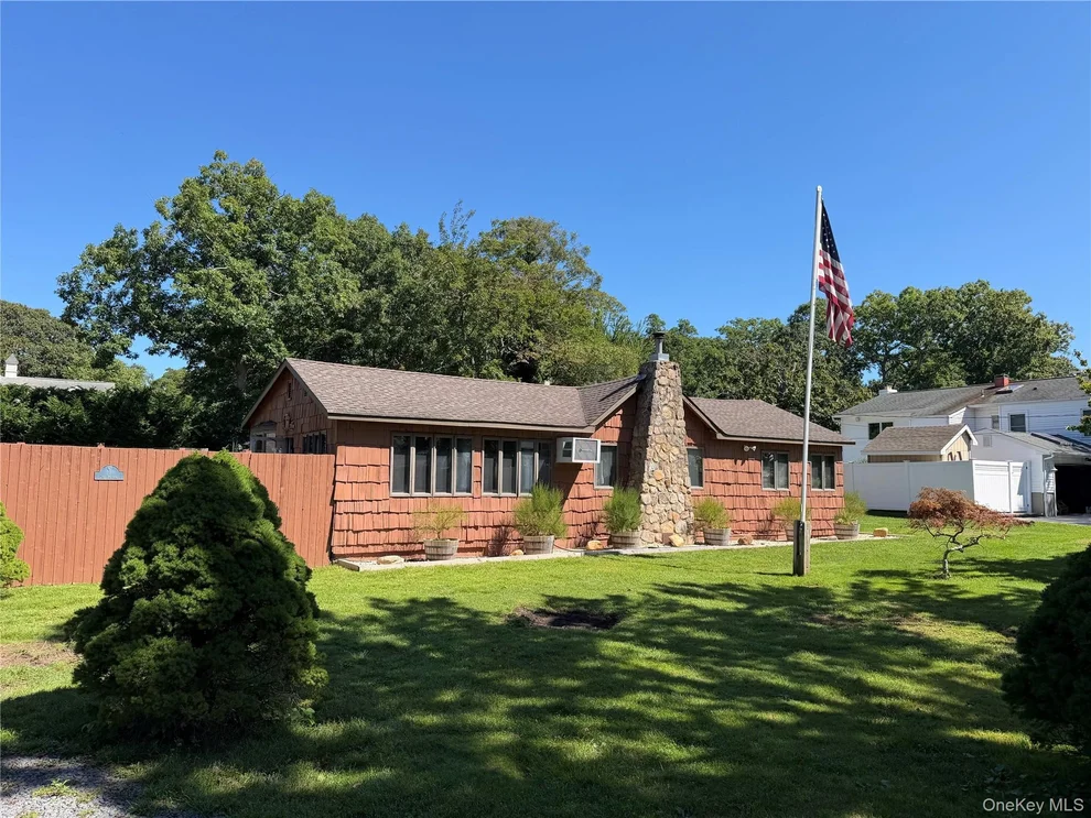 Unit for sale at 1 Beaver Street, Brookhaven, NY 11772