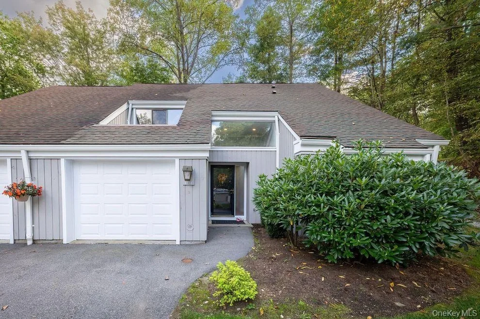 Unit for sale at 971 Heritage Hills, Somers, NY 10589