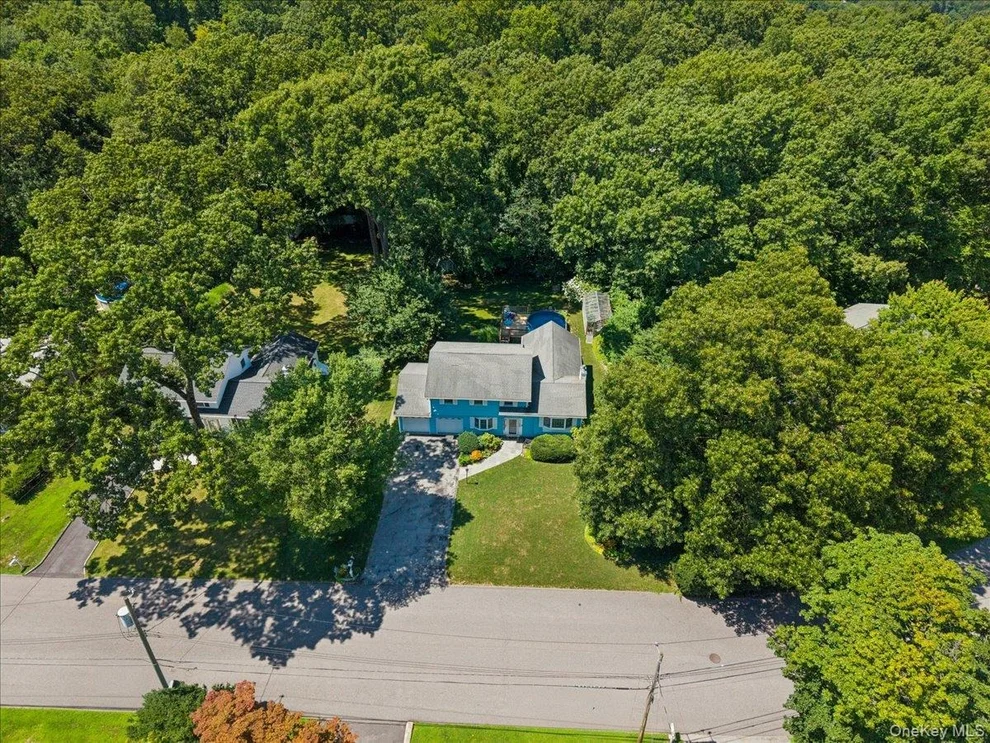 Unit for sale at 28 Winthrop Drive, Cortlandt, NY 10567