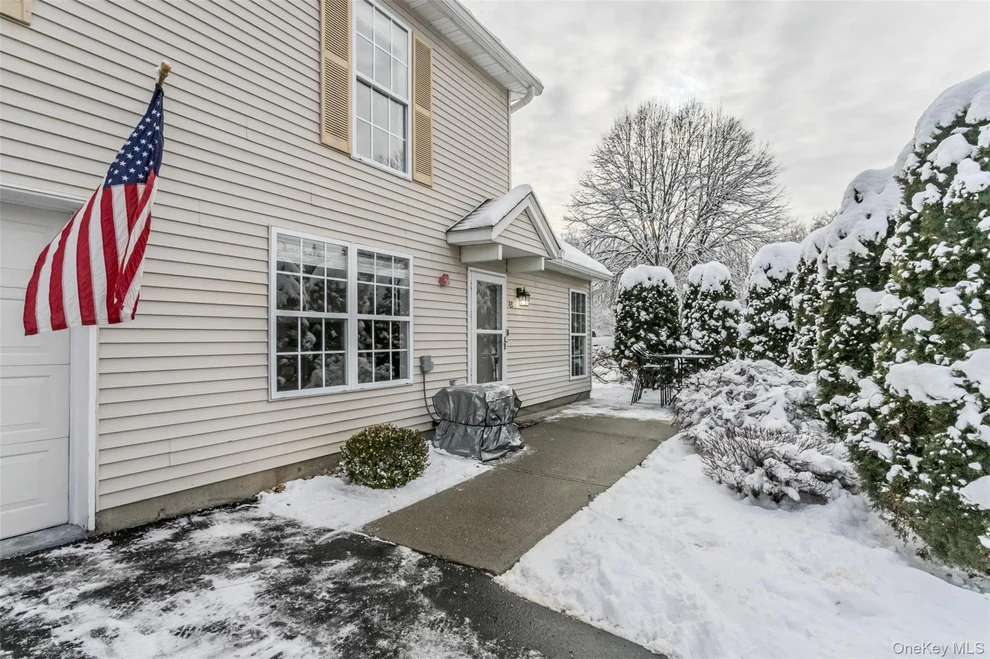 Unit for sale at 49 Olde Wagon Road, Warwick (Town), NY 10990
