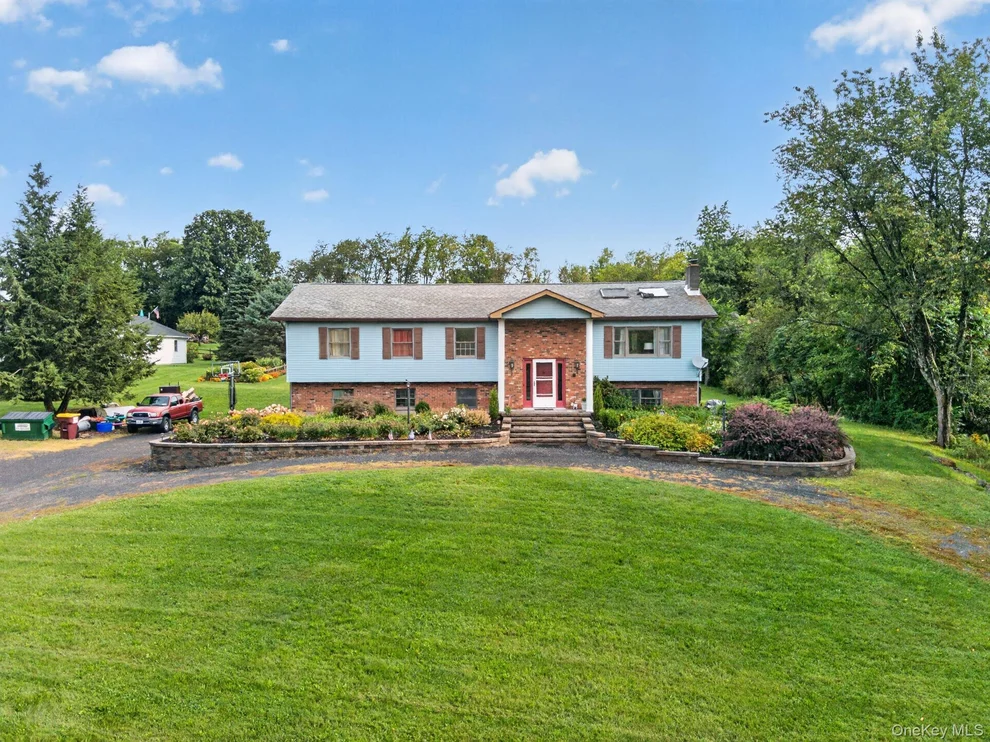 Unit for sale at 191 Bedell Avenue, Lloyd, NY 12528