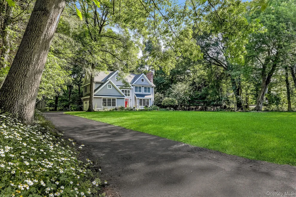 Unit for sale at 32 Bayard Lane N, Ramapo, NY 10901