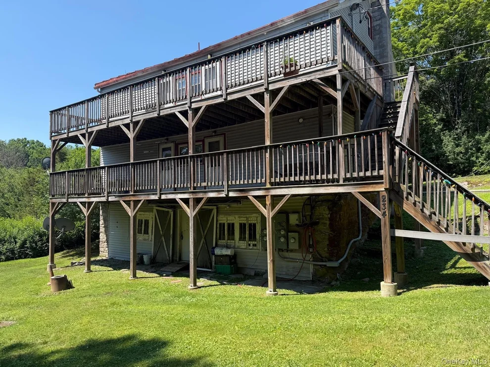 Unit for sale at 234 Lakeshore Drive, Pleasant Valley, NY 12569