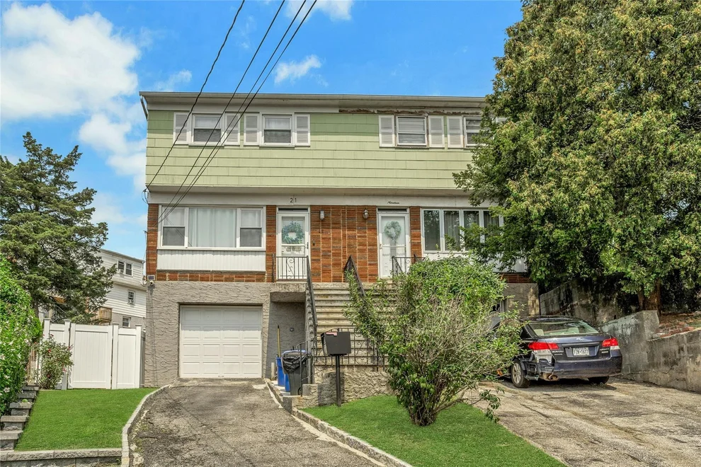 Unit for sale at 21 Elizabeth Place, Yonkers, NY 10703
