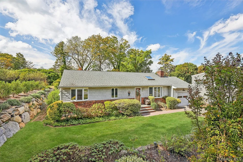 Unit for sale at 43 Landing Road, Huntington, NY 11743
