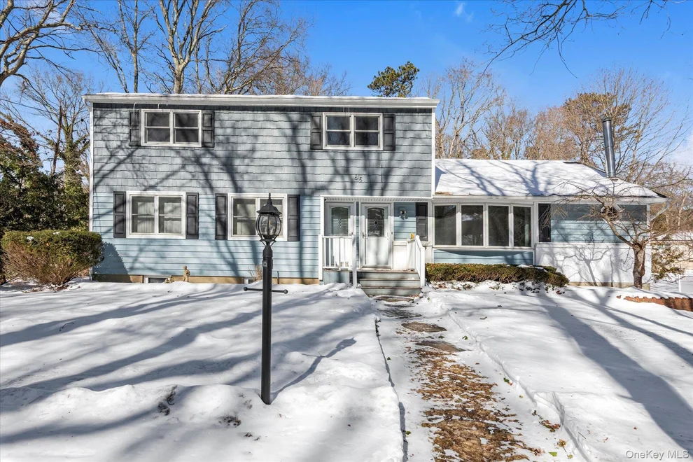 Unit for sale at 65 Lone Oak Path, Smithtown, NY 11787