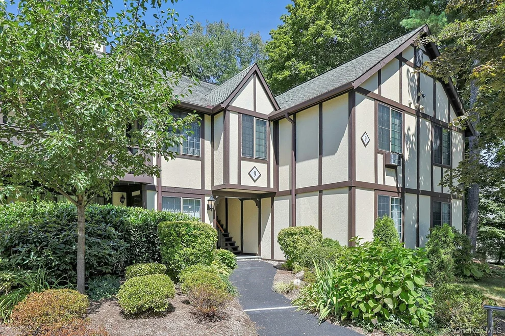 Unit for sale at 9 Tudor Court, Mount Pleasant, NY 10570