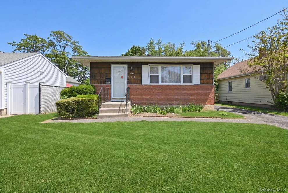 Unit for sale at 117 Woodside Avenue, Hempstead, NY 11520
