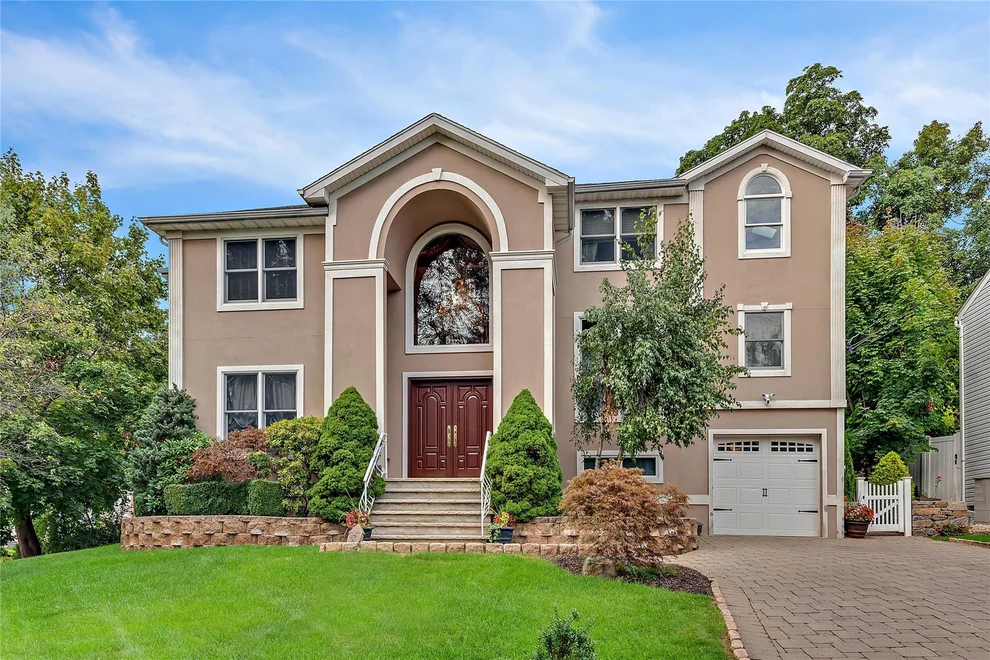 Unit for sale at 2 Dorchester Drive, Yonkers, NY 10710