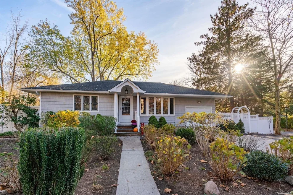 Unit for sale at 30 Little Plains Road, Huntington, NY 11743