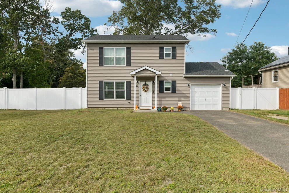 Unit for sale at 65 Spar Drive, Brookhaven, NY 11951