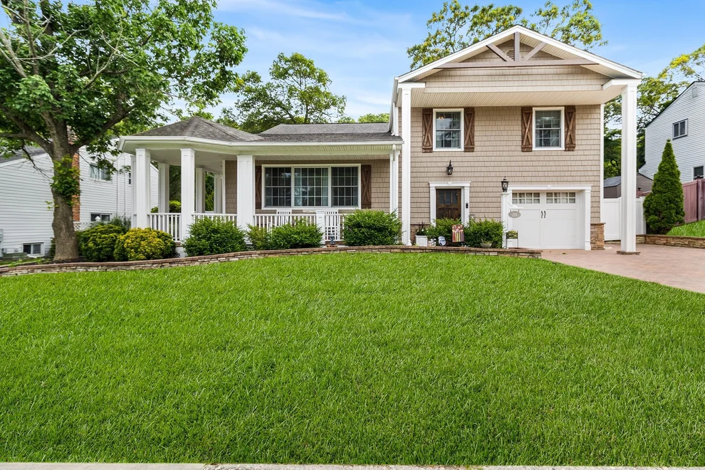 Unit for sale at 20 Palm Street, Brookhaven, NY 11784