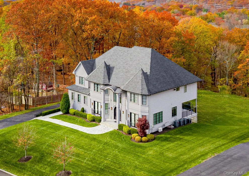 Unit for sale at 9 Klingher Court, Ramapo, NY 10970