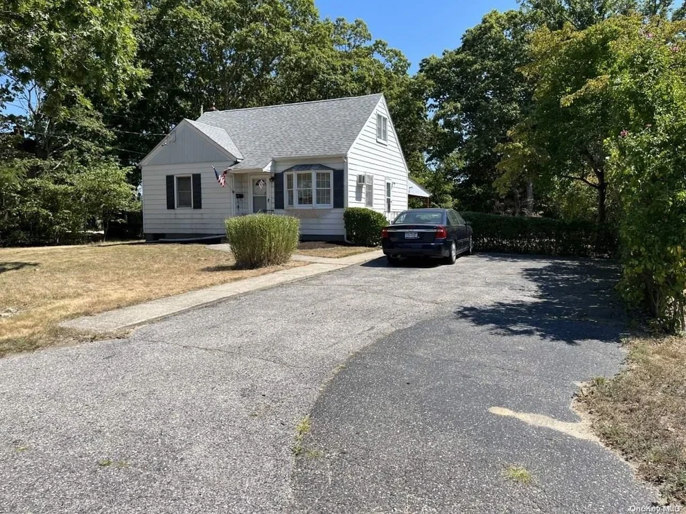 Unit for sale at 1151 Udall Road, Islip, NY 11706