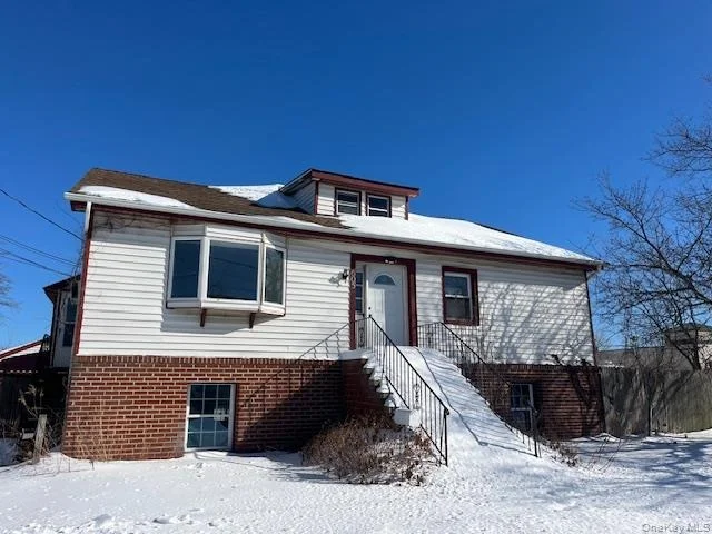 Unit for sale at 605 S Ocean Avenue, Hempstead, NY 11520