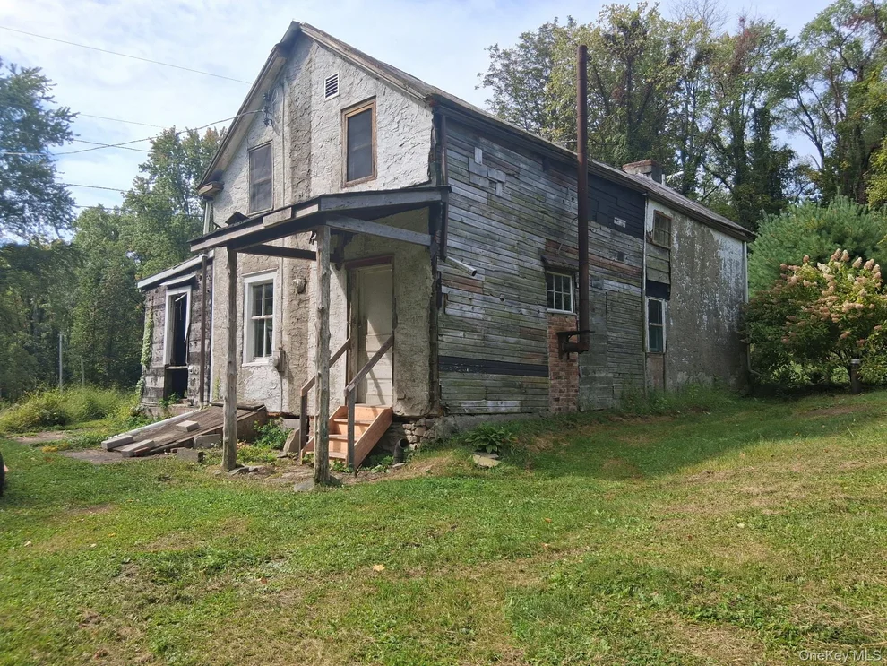 Unit for sale at 131 Pleasantvale, Clermont, NY 12583